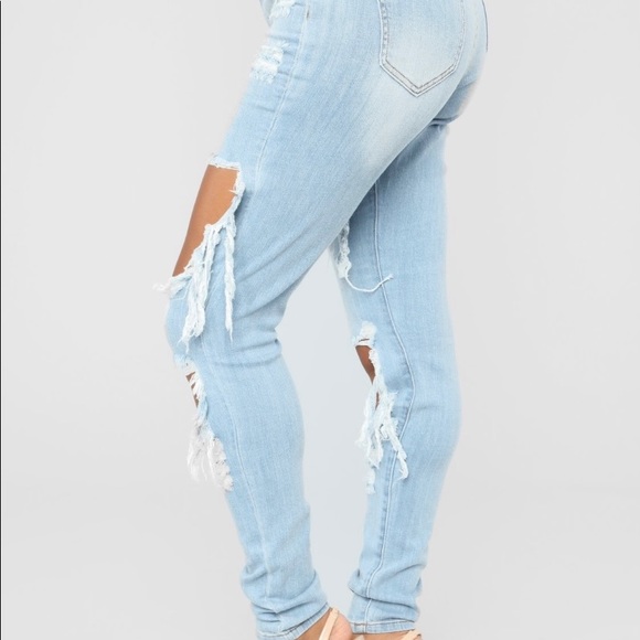 Fashion Nova Distressed Jeans - Picture 5 of 11